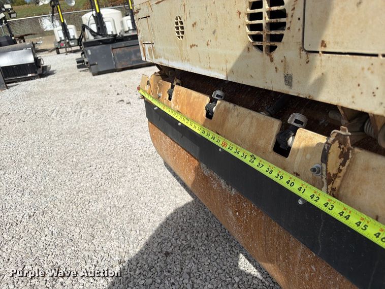 image for item FU4787 Ingersoll Rand DD34HF double drum vibratory roller