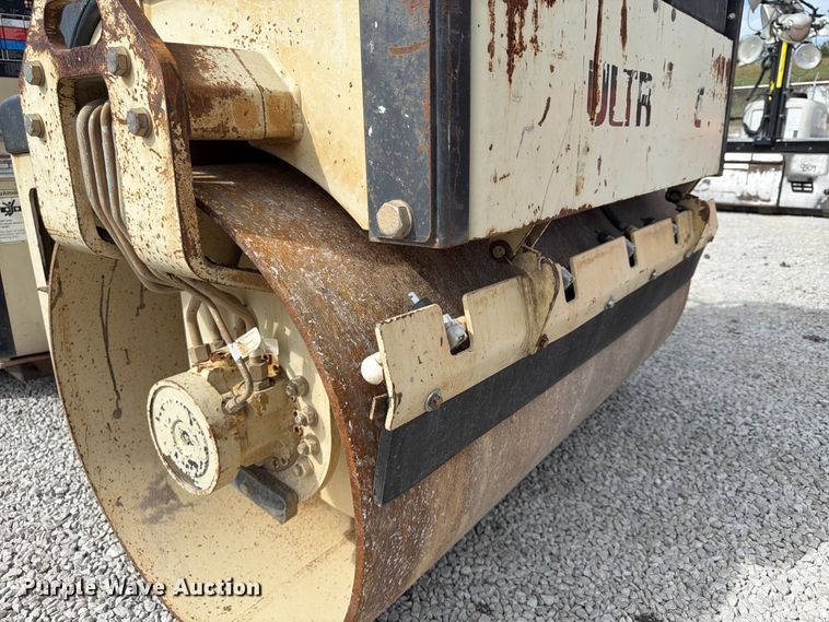 image for item FU4787 Ingersoll Rand DD34HF double drum vibratory roller