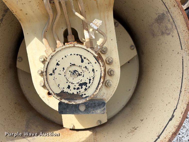 image for item FU4787 Ingersoll Rand DD34HF double drum vibratory roller
