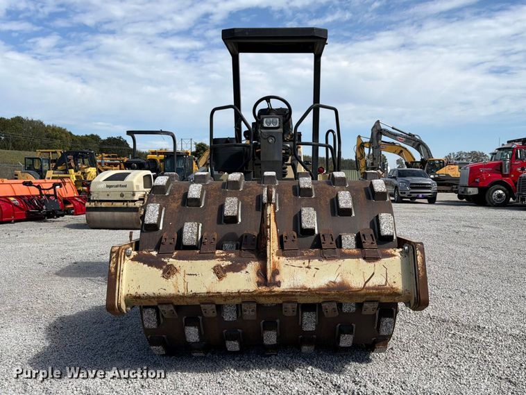 image for item FU4788 1999 Ingersoll Rand SD-70F PRO PAC single drum vibratory padfoot roller