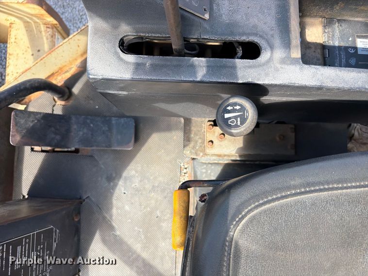 image for item FU4788 1999 Ingersoll Rand SD-70F PRO PAC single drum vibratory padfoot roller