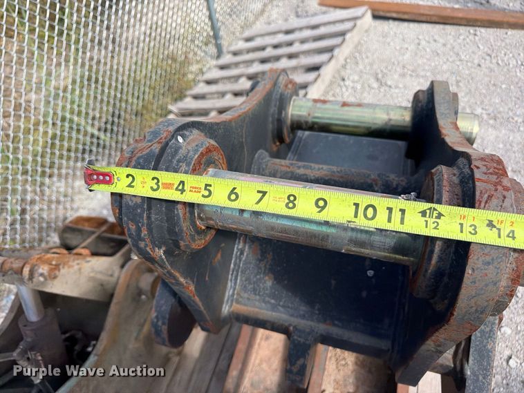 image for item FU4789 Werk-Brau CAT312 pavement removal bucket