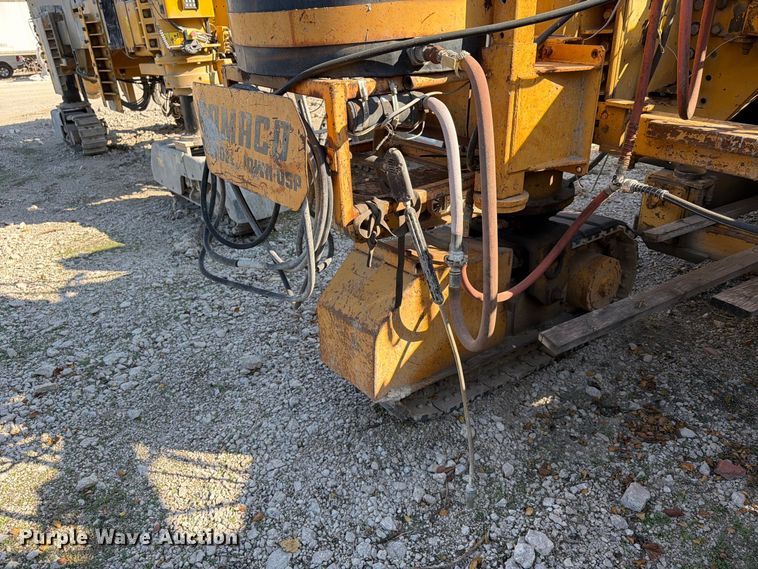 image for item FU4793 1988 Gomaco BP-6400 slip form paver