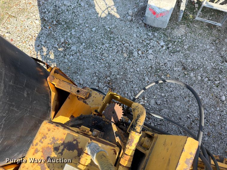 image for item FU4793 1988 Gomaco BP-6400 slip form paver