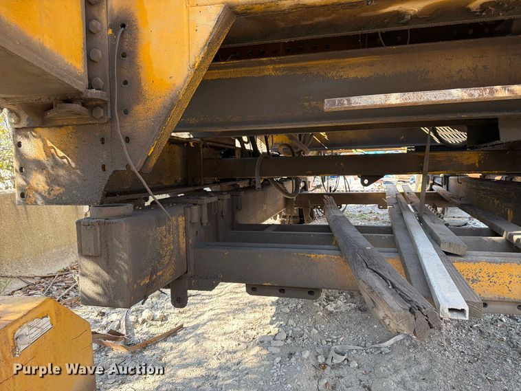 image for item FU4793 1988 Gomaco BP-6400 slip form paver