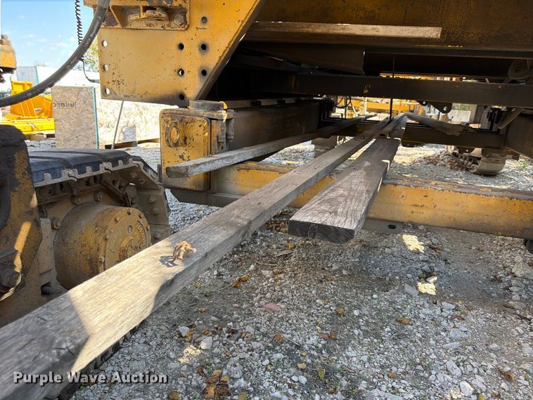 image for item FU4793 1988 Gomaco BP-6400 slip form paver