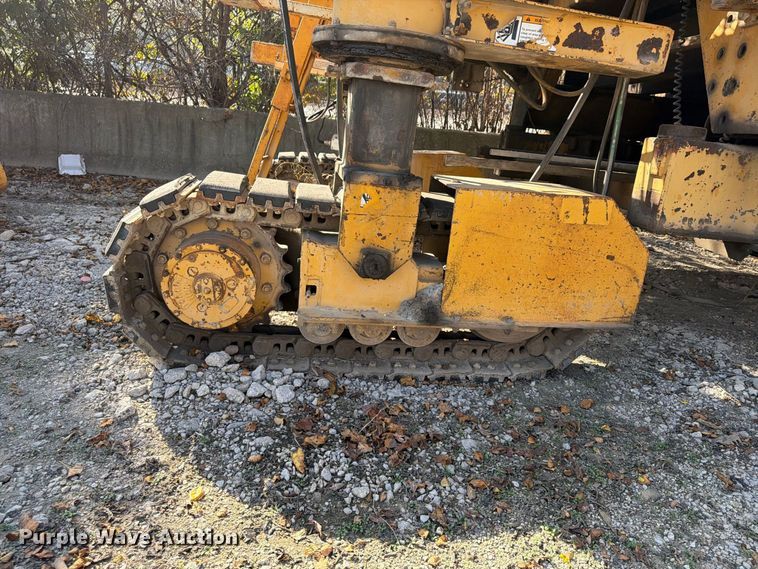 image for item FU4793 1988 Gomaco BP-6400 slip form paver