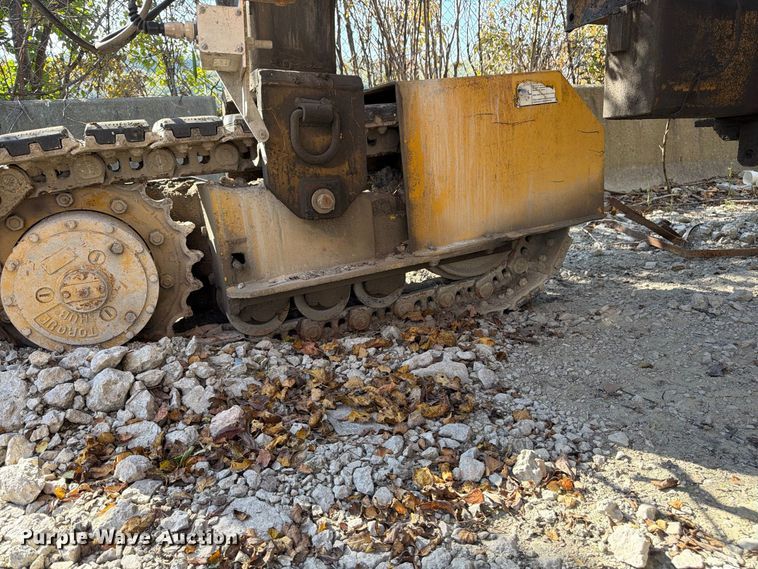 image for item FU4793 1988 Gomaco BP-6400 slip form paver