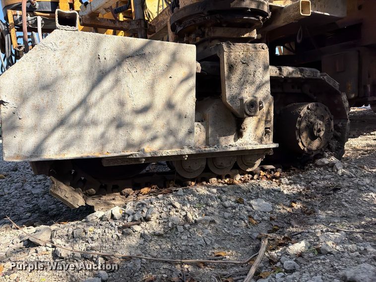 image for item FU4793 1988 Gomaco BP-6400 slip form paver