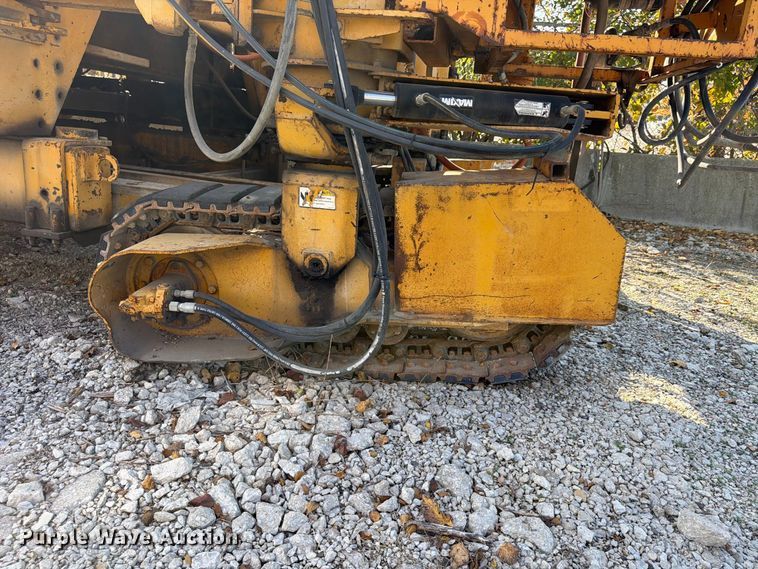 image for item FU4793 1988 Gomaco BP-6400 slip form paver