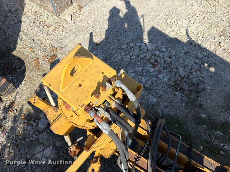 image for item FU4794 1989 Gomaco 6400 slip form paver