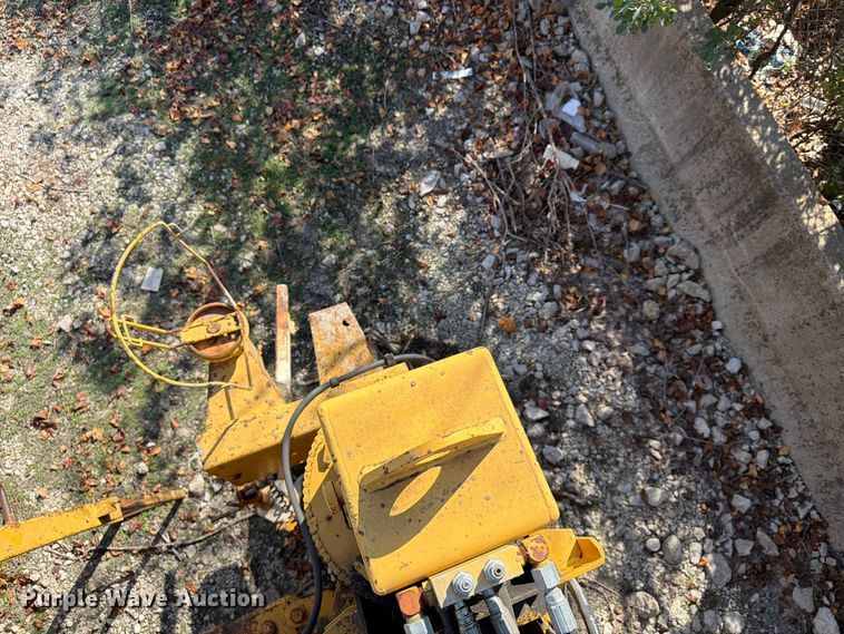image for item FU4794 1989 Gomaco 6400 slip form paver