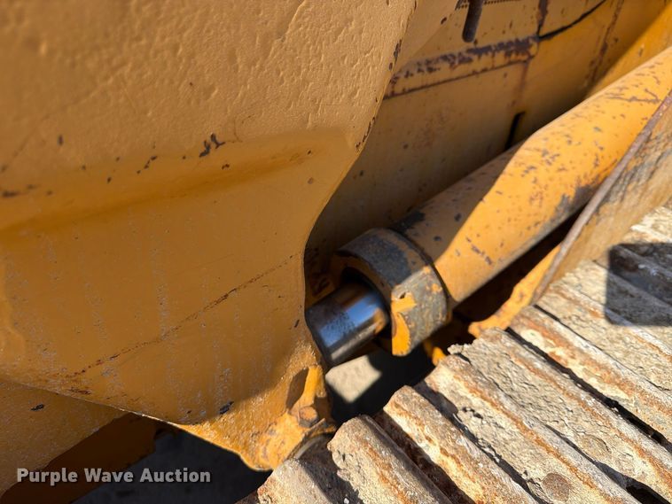 image for item FU4833 1987 Dresser 125E track loader