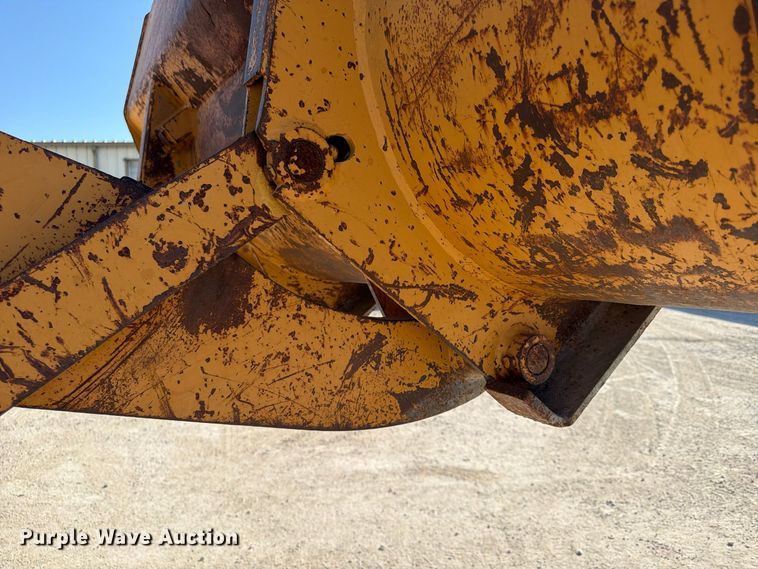 image for item FU4833 1987 Dresser 125E track loader