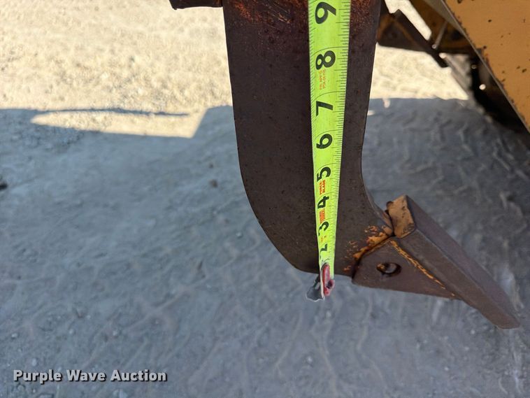 image for item FU4833 1987 Dresser 125E track loader