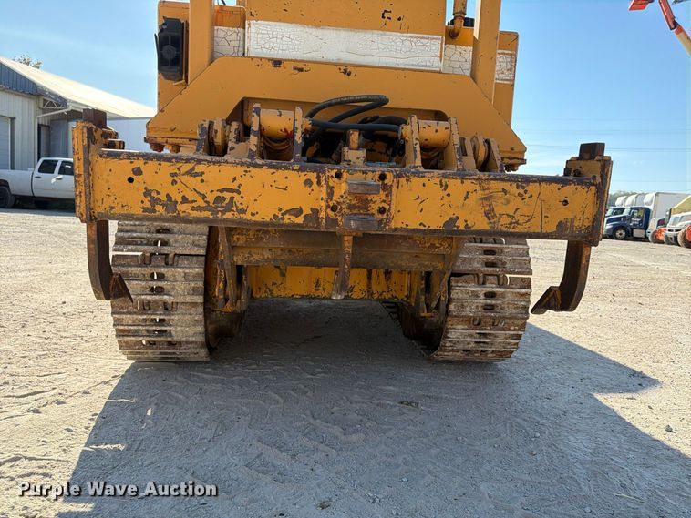 image for item FU4833 1987 Dresser 125E track loader
