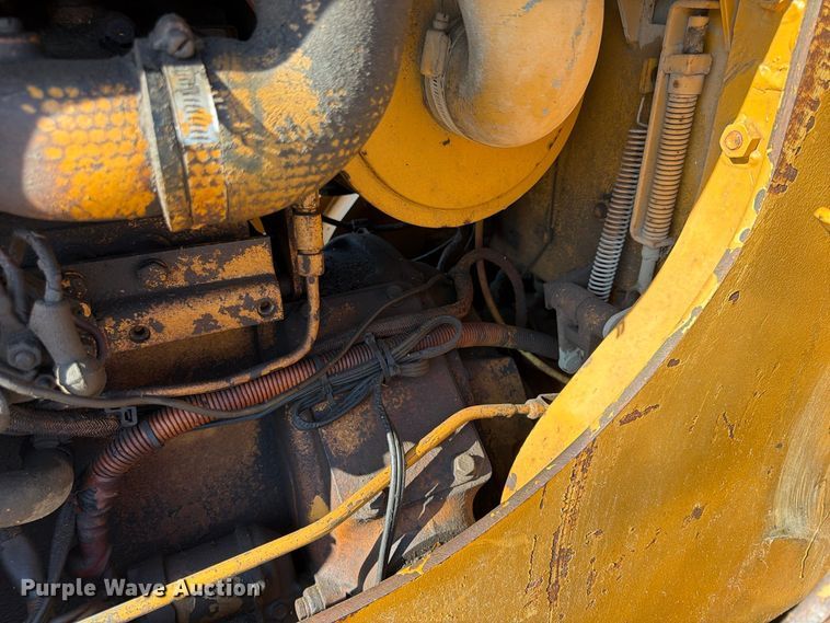 image for item FU4833 1987 Dresser 125E track loader