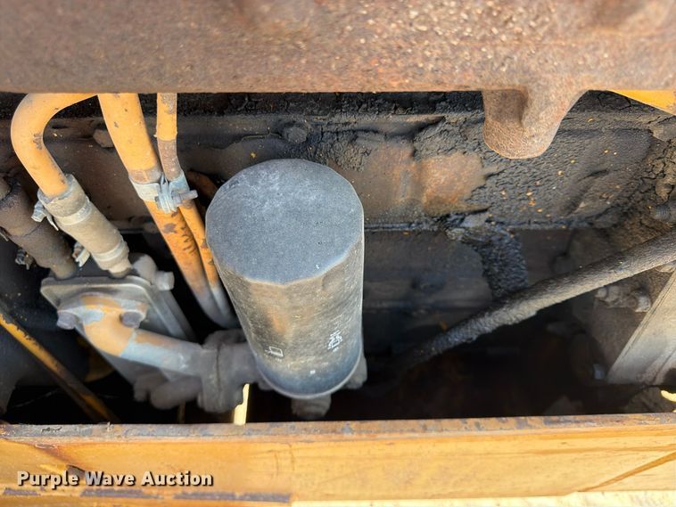 image for item FU4833 1987 Dresser 125E track loader