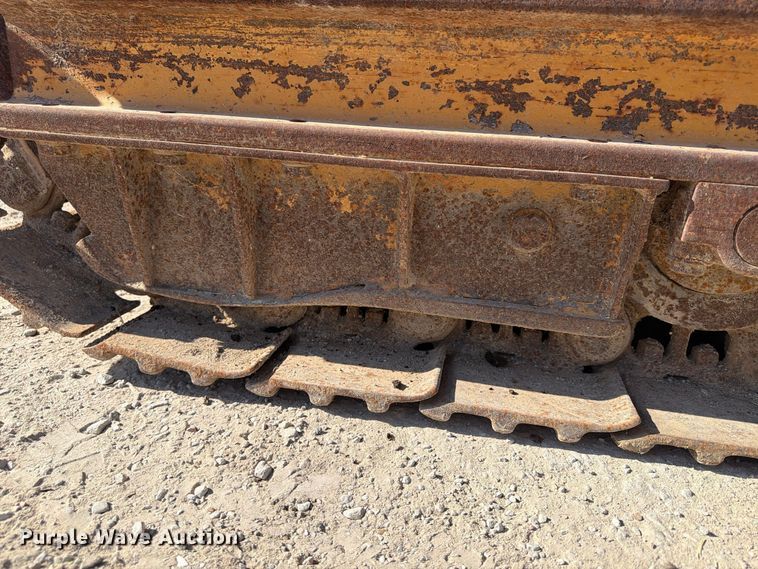 image for item FU4833 1987 Dresser 125E track loader