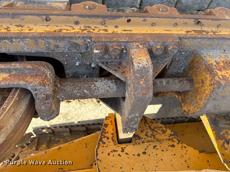 image for item FU4833 1987 Dresser 125E track loader