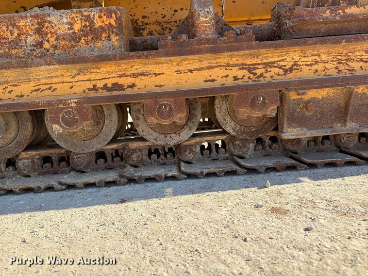 image for item FU4833 1987 Dresser 125E track loader