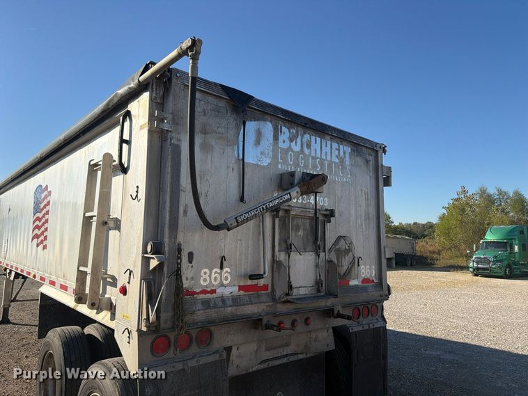 image for item FU6000 2018 Trailstar International end dump trailer
