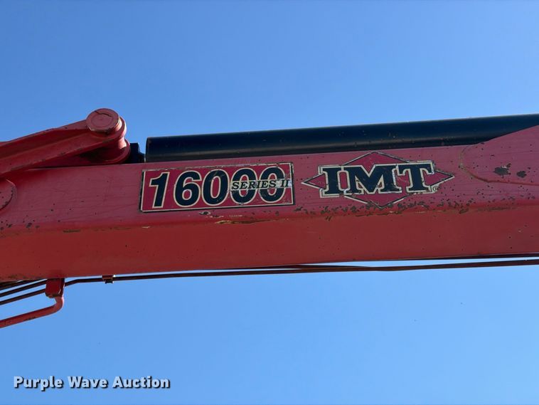 image for item FU6001 2006 International 7600 crane truck