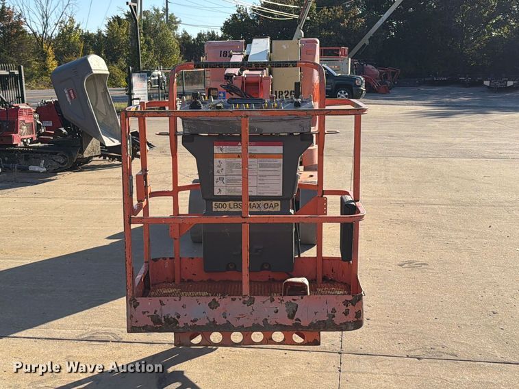 image for item FU8500 2005 JLG E300AJ boom lift