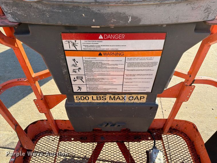 image for item FU8500 2005 JLG E300AJ boom lift