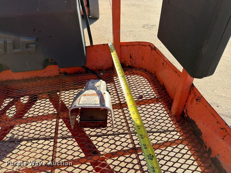 image for item FU8500 2005 JLG E300AJ boom lift