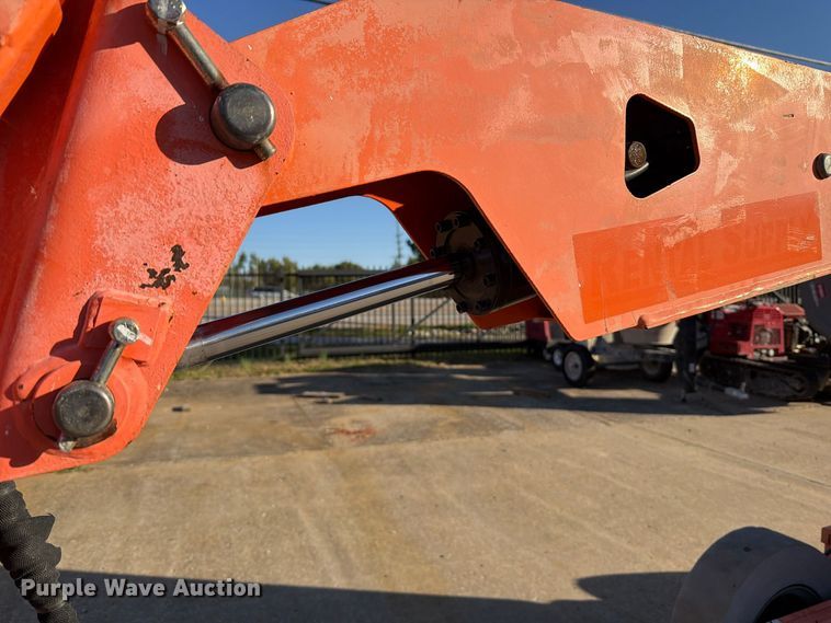 image for item FU8500 2005 JLG E300AJ boom lift