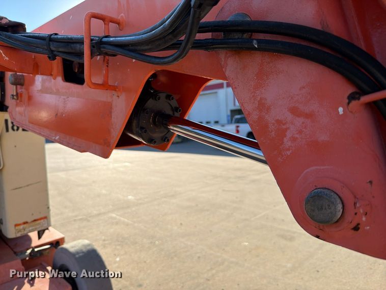 image for item FU8500 2005 JLG E300AJ boom lift