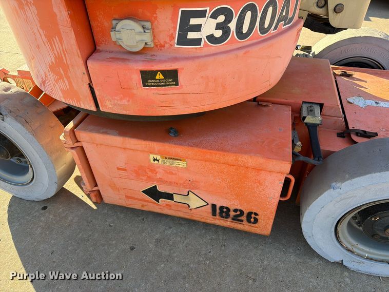 image for item FU8500 2005 JLG E300AJ boom lift
