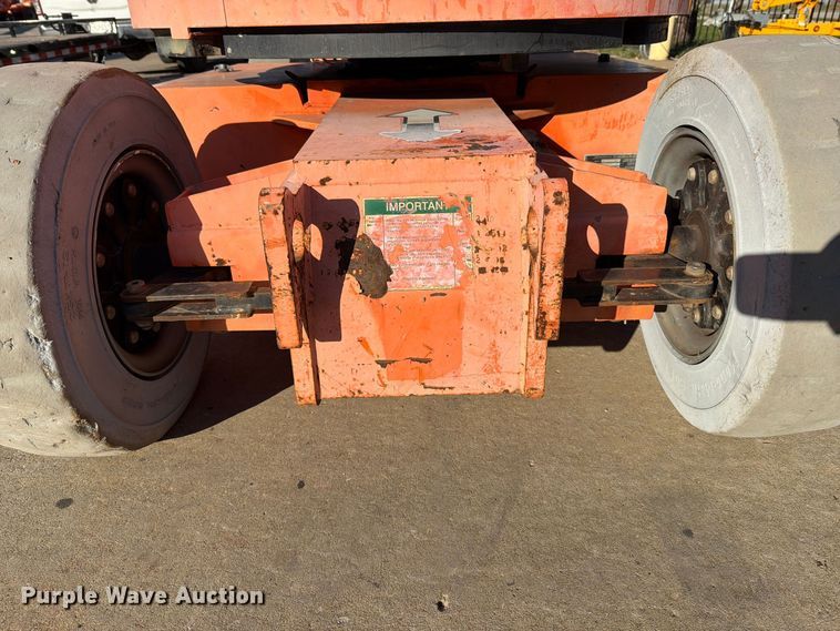 image for item FU8500 2005 JLG E300AJ boom lift