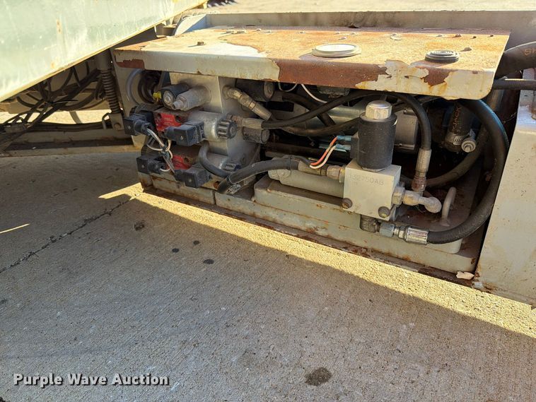 image for item FU8501 2007 Skyjack SJ4632 scissor lift