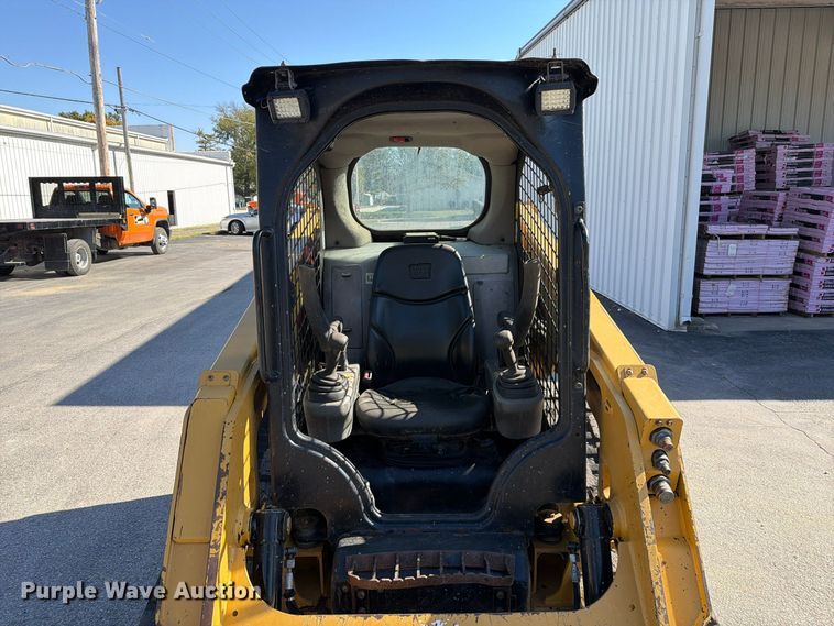 image for item FU8506 2018 Caterpillar 239D tracked skid steer loader