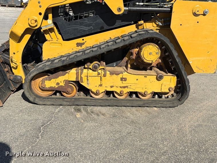 image for item FU8506 2018 Caterpillar 239D tracked skid steer loader