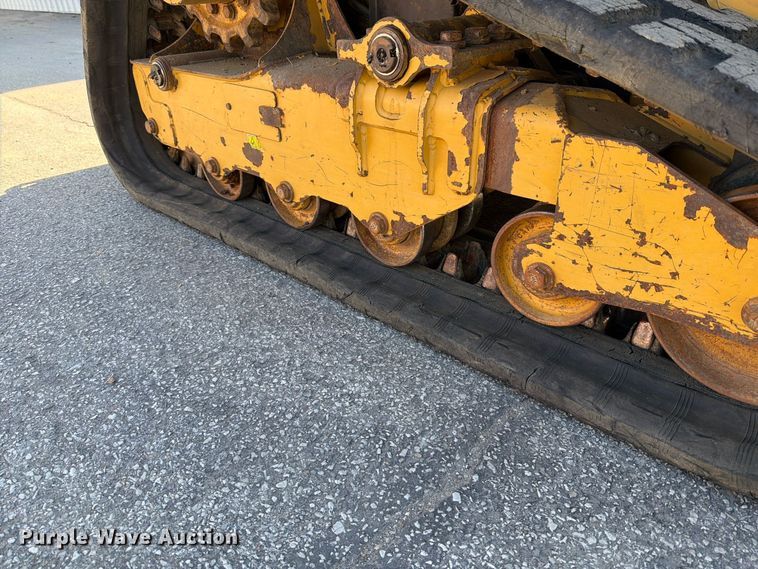 image for item FU8506 2018 Caterpillar 239D tracked skid steer loader