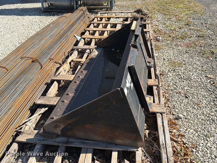 image for item FU8506 2018 Caterpillar 239D tracked skid steer loader