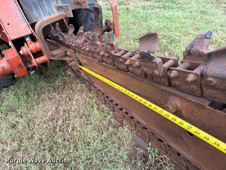 image for item FV2012 2004 Ditch Witch 3700DD trencher