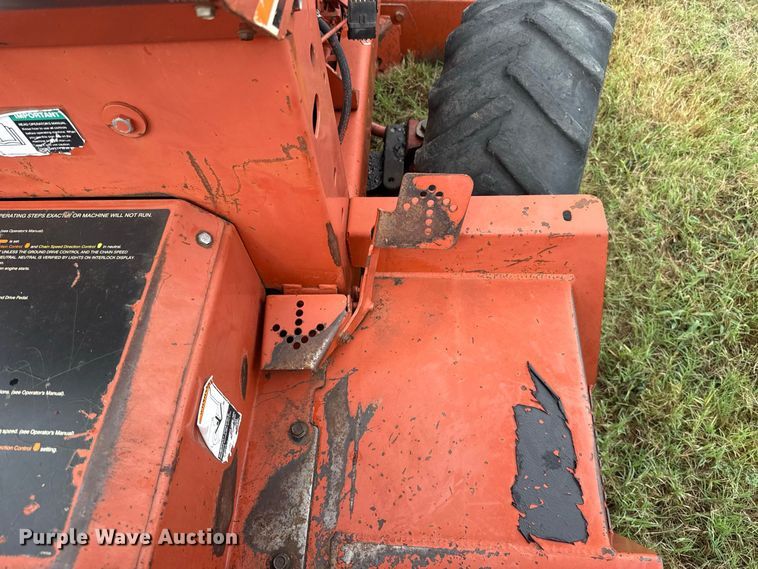 image for item FV2012 2004 Ditch Witch 3700DD trencher