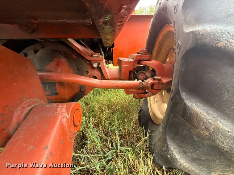 image for item FV2012 2004 Ditch Witch 3700DD trencher