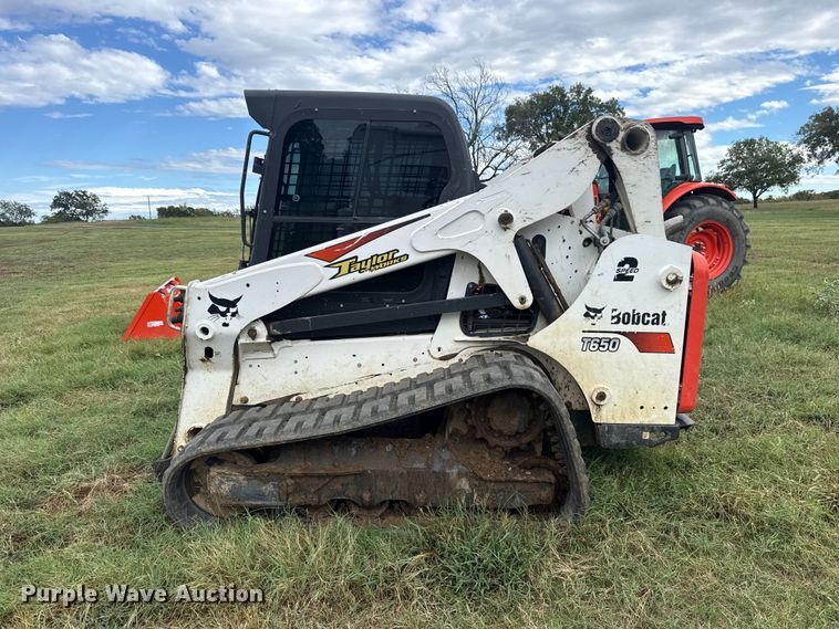 image for item FV2014 2018 Bobcat T650 tracked skid steer loader