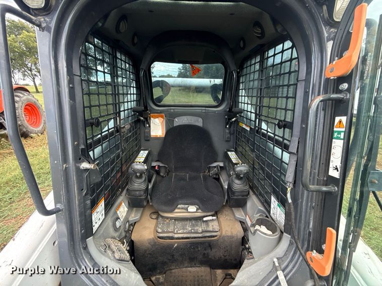 image for item FV2014 2018 Bobcat T650 tracked skid steer loader