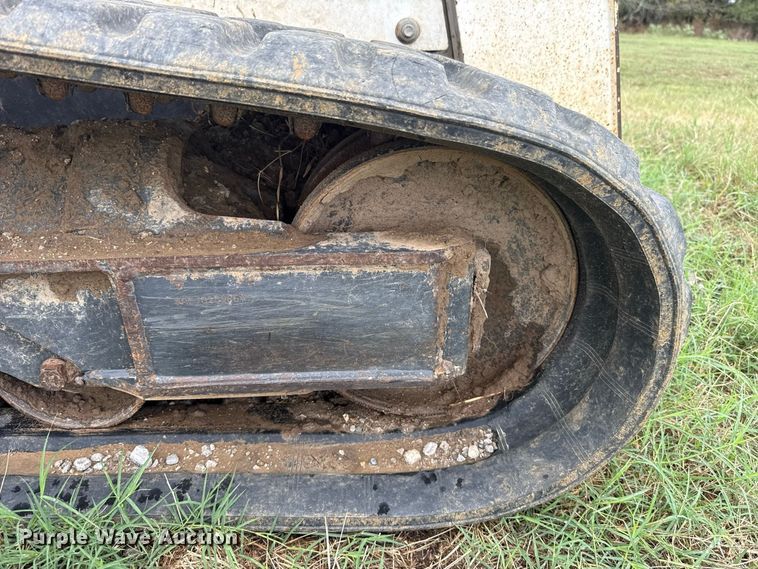 image for item FV2014 2018 Bobcat T650 tracked skid steer loader