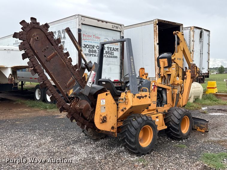 image for item FV2028 1999 Case 560 trencher