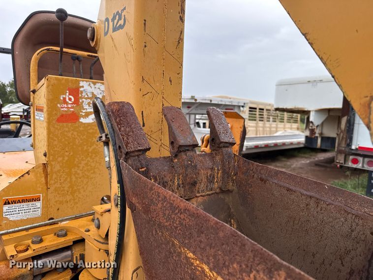 image for item FV2028 1999 Case 560 trencher