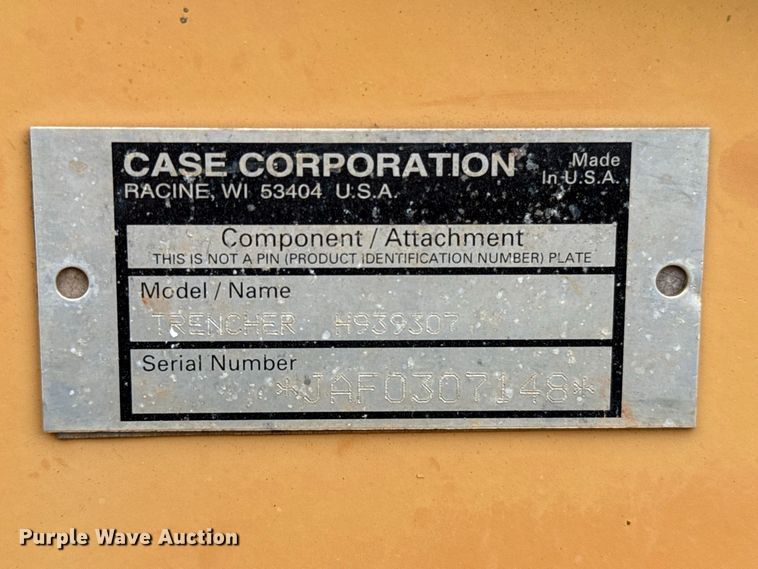 image for item FV2028 1999 Case 560 trencher