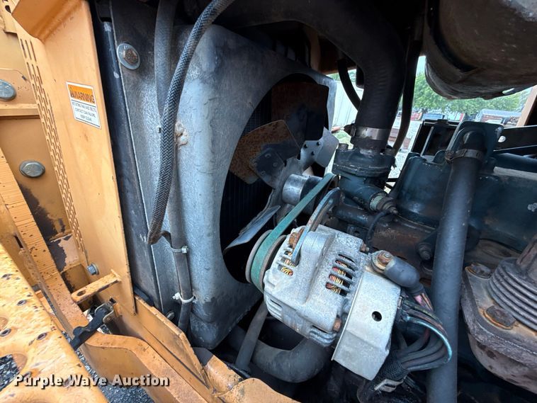 image for item FV2028 1999 Case 560 trencher