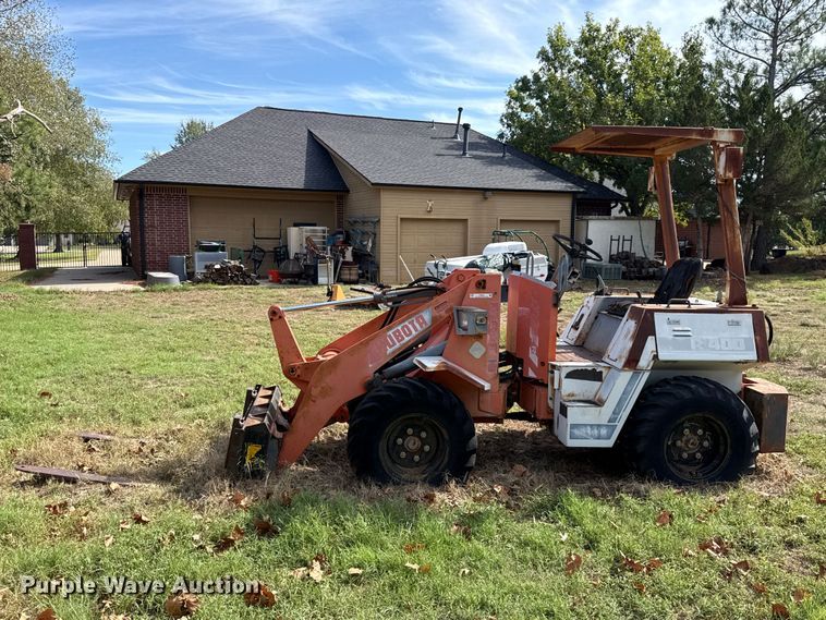 image for item FV2041 Kubota R-400 wheel loader